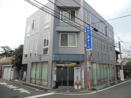 誠実・割安提供の葬儀社「安心セレモニー」